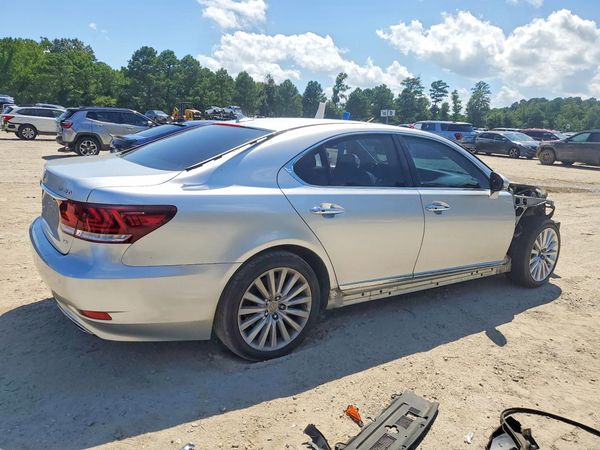 2013 LEXUS LS