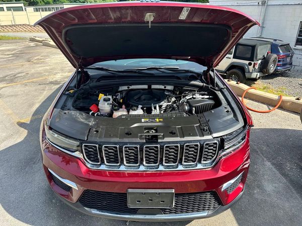 2024 JEEP GRAND CHEROKEE Limited 4XE
