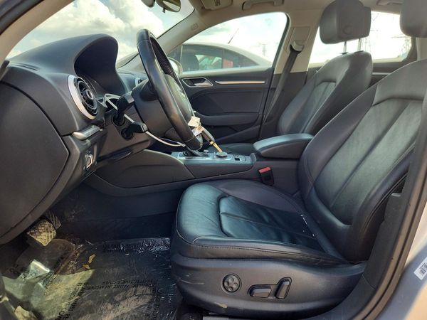 2015 AUDI A3 Premium Plus