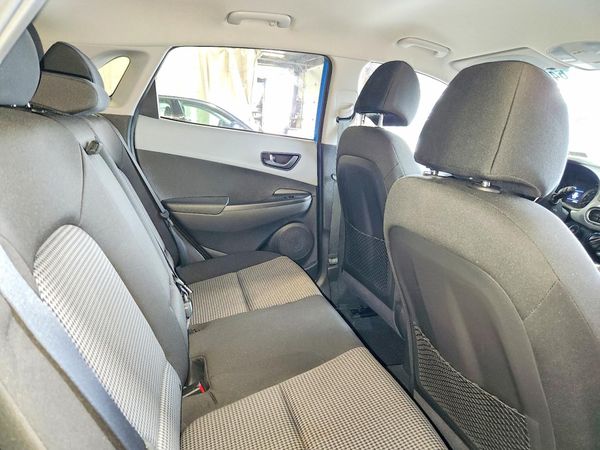 2021 HYUNDAI KONA SEL