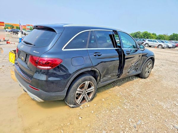 2020 MERCEDES-BENZ GLC GLC300-4M