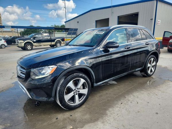 2019 MERCEDES-BENZ GLC GLC300