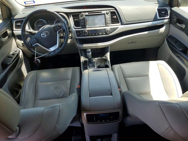 2019 TOYOTA HIGHLANDER