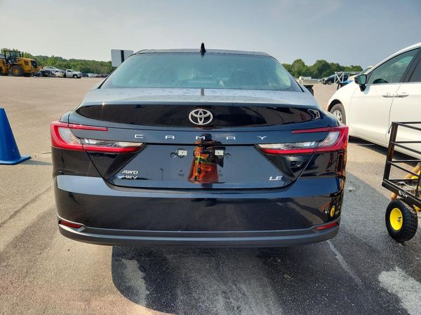 2026 TOYOTA CAMRY
