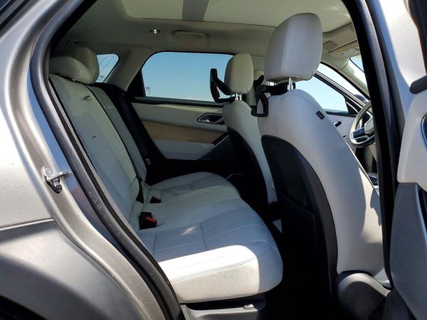 2022 LAND ROVER RANGE ROVER VELAR R-Dynamic S