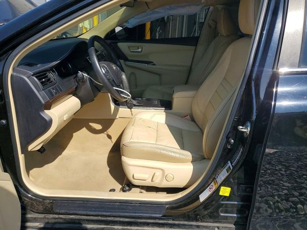2015 TOYOTA CAMRY