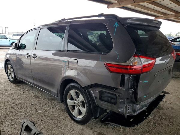 2015 TOYOTA SIENNA — DSRA