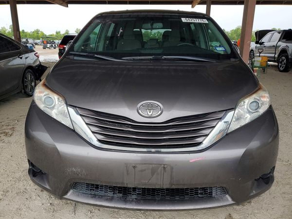 2015 TOYOTA SIENNA — DIRF