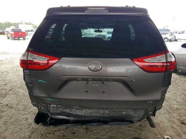 2015 TOYOTA SIENNA — DIRR