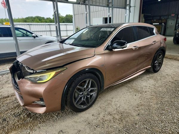 2017 INFINITI QX30