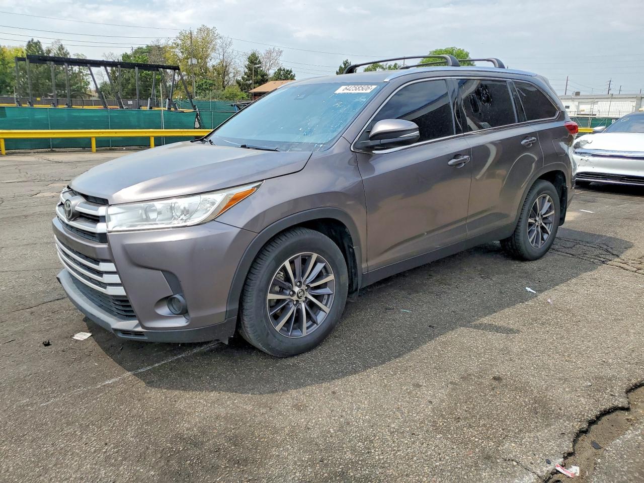 2019 TOYOTA HIGHLANDER SE/XLE