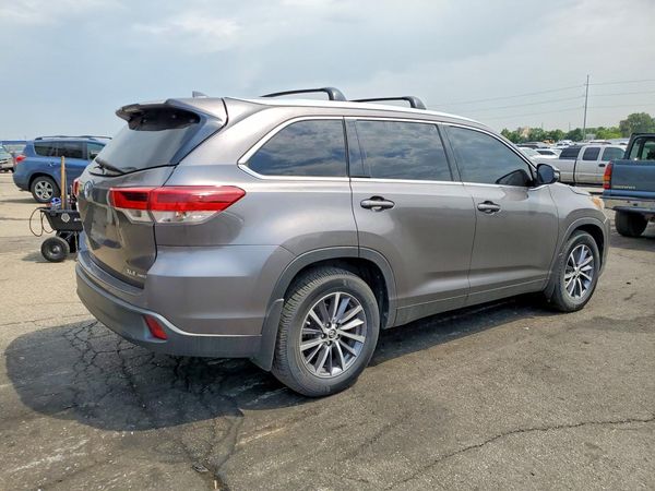 2019 TOYOTA HIGHLANDER SE/XLE