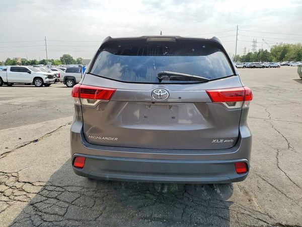 2019 TOYOTA HIGHLANDER SE/XLE