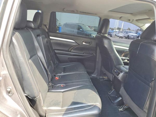 2019 TOYOTA HIGHLANDER SE/XLE