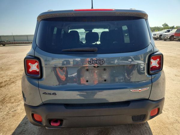 2015 JEEP RENEGADE TRAILHAWK 4X4