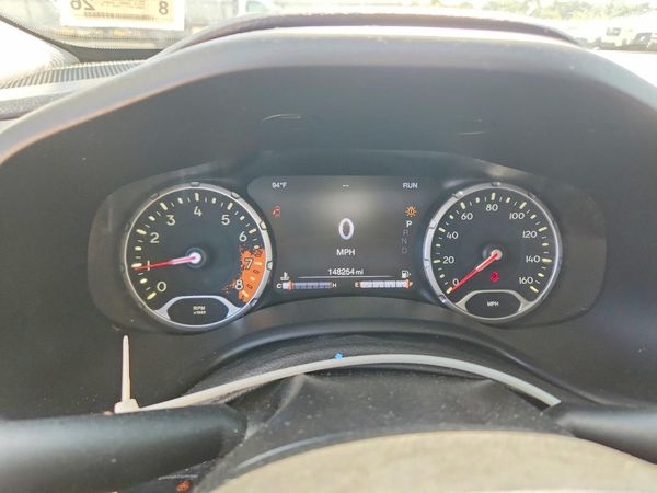2015 JEEP RENEGADE TRAILHAWK 4X4