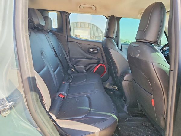 2015 JEEP RENEGADE TRAILHAWK 4X4