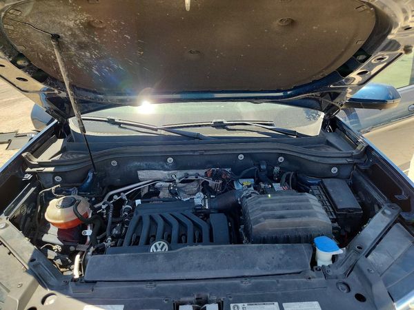 2018 VOLKSWAGEN ATLAS 4Motion SEL Premium
