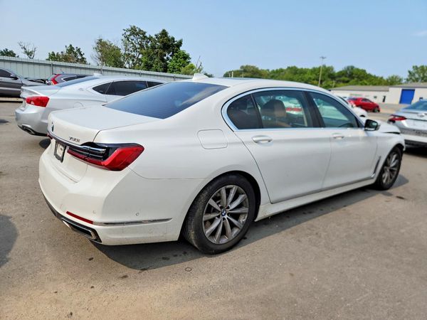2021 BMW 750 xDrive