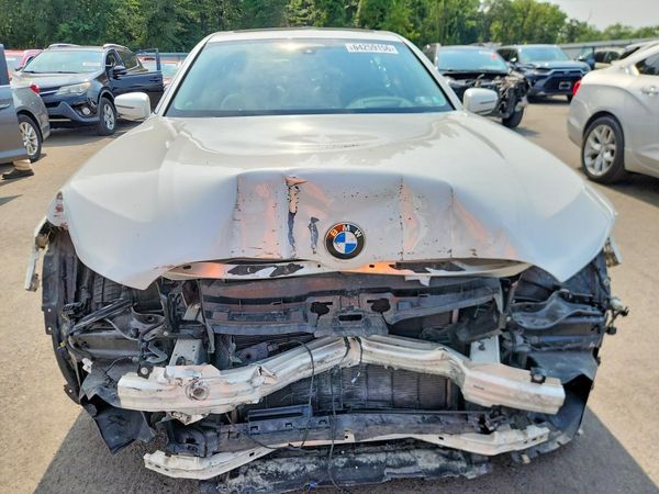 2021 BMW 750 xDrive