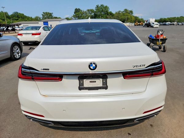 2021 BMW 750 xDrive