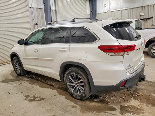 2018 TOYOTA HIGHLANDER SE/XLE