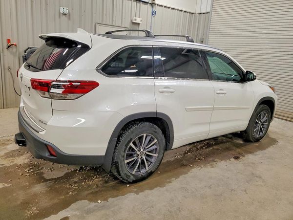 2018 TOYOTA HIGHLANDER SE/XLE