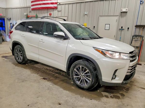 2018 TOYOTA HIGHLANDER SE/XLE