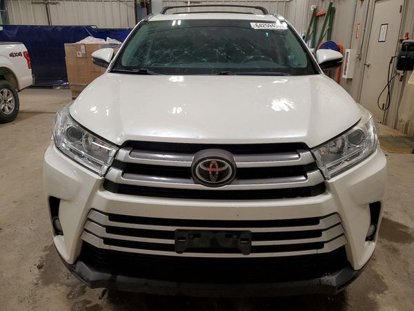 2018 TOYOTA HIGHLANDER SE/XLE
