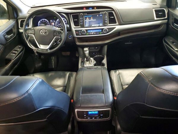 2018 TOYOTA HIGHLANDER SE/XLE