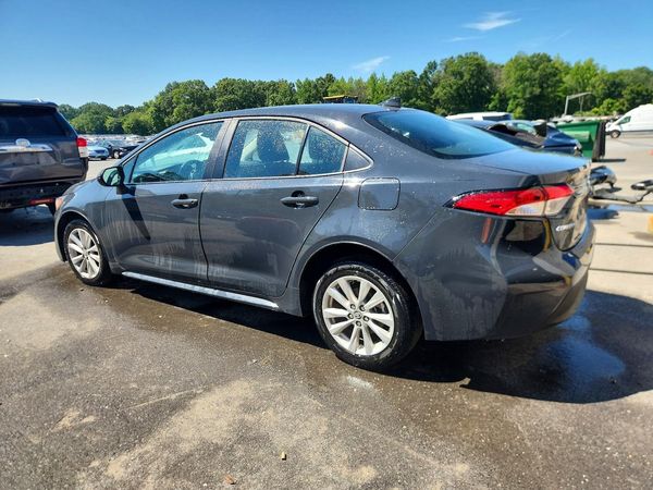 2025 TOYOTA COROLLA