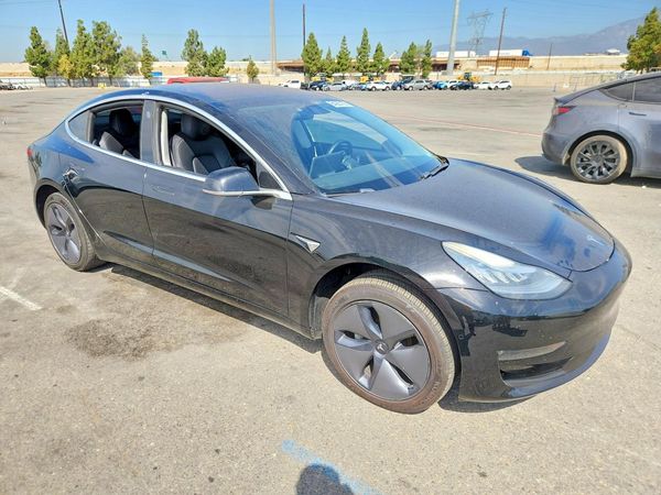 2019 TESLA MODEL 3 — Passenger 3/4
