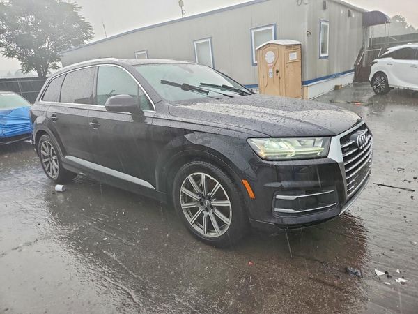 2018 AUDI Q7 quattro Prestige