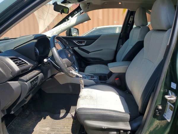 2022 SUBARU FORESTER Premium