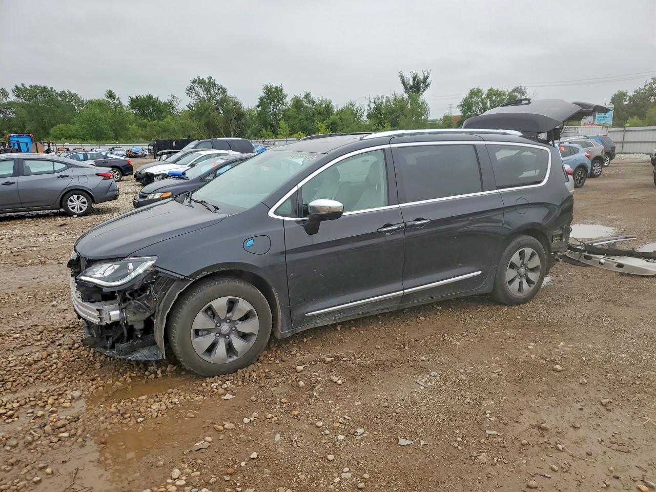 2018 CHRYSLER PACIFICA Limited