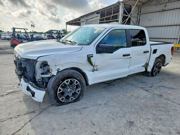 2025 FORD F150