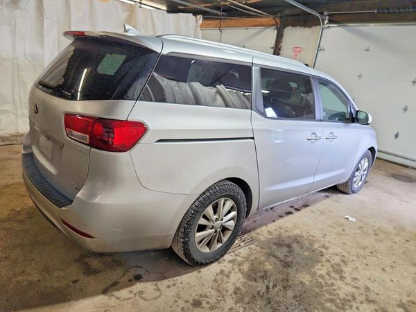 2016 KIA SEDONA LX - Middle-low