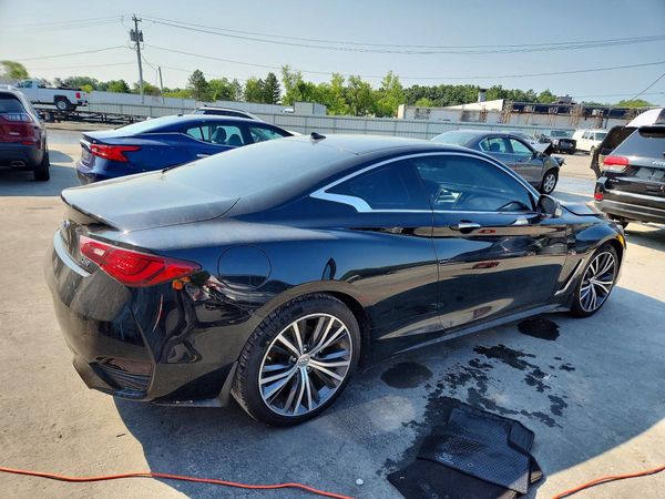 2018 INFINITI Q60
