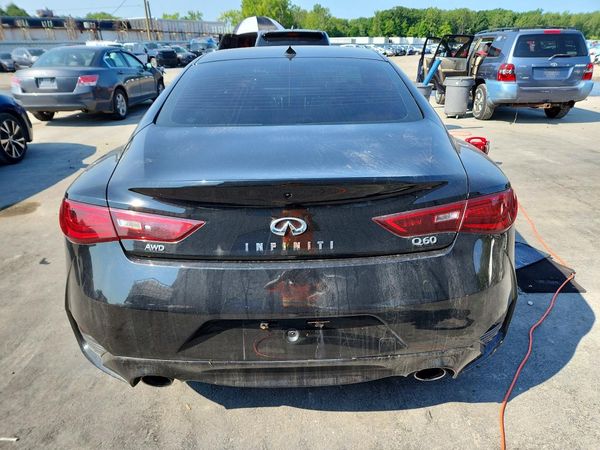 2018 INFINITI Q60