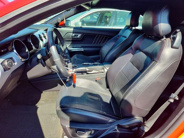 2017 FORD MUSTANG I4 Convertible