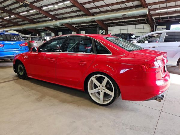 2015 AUDI A4 quattro Premium