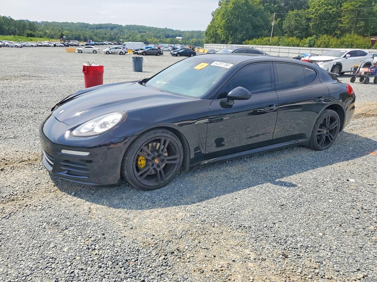 2014 PORSCHE PANAMERA Base (2WD), 4 (4WD)