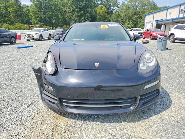 2014 PORSCHE PANAMERA Base (2WD), 4 (4WD)
