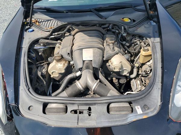 2014 PORSCHE PANAMERA Base (2WD), 4 (4WD)