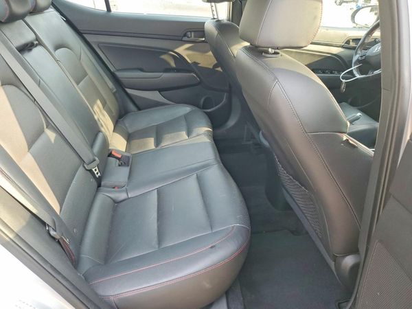2018 HYUNDAI ELANTRA Sport