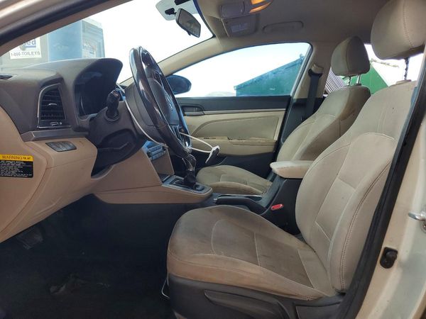 2017 HYUNDAI ELANTRA