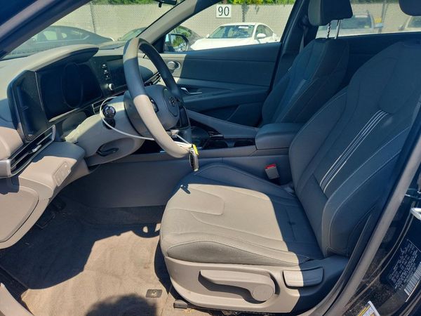 2023 HYUNDAI ELANTRA Blue