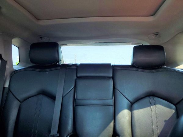 2012 CADILLAC SRX Luxury