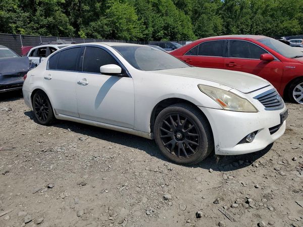 2013 INFINITI G37 — Passenger 3/4