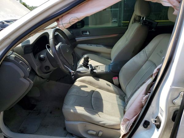 2013 INFINITI G37 — DENT